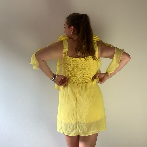 Vintage 90s Bright Yellow Dress with Floral Accents - Picture 5 of 8
